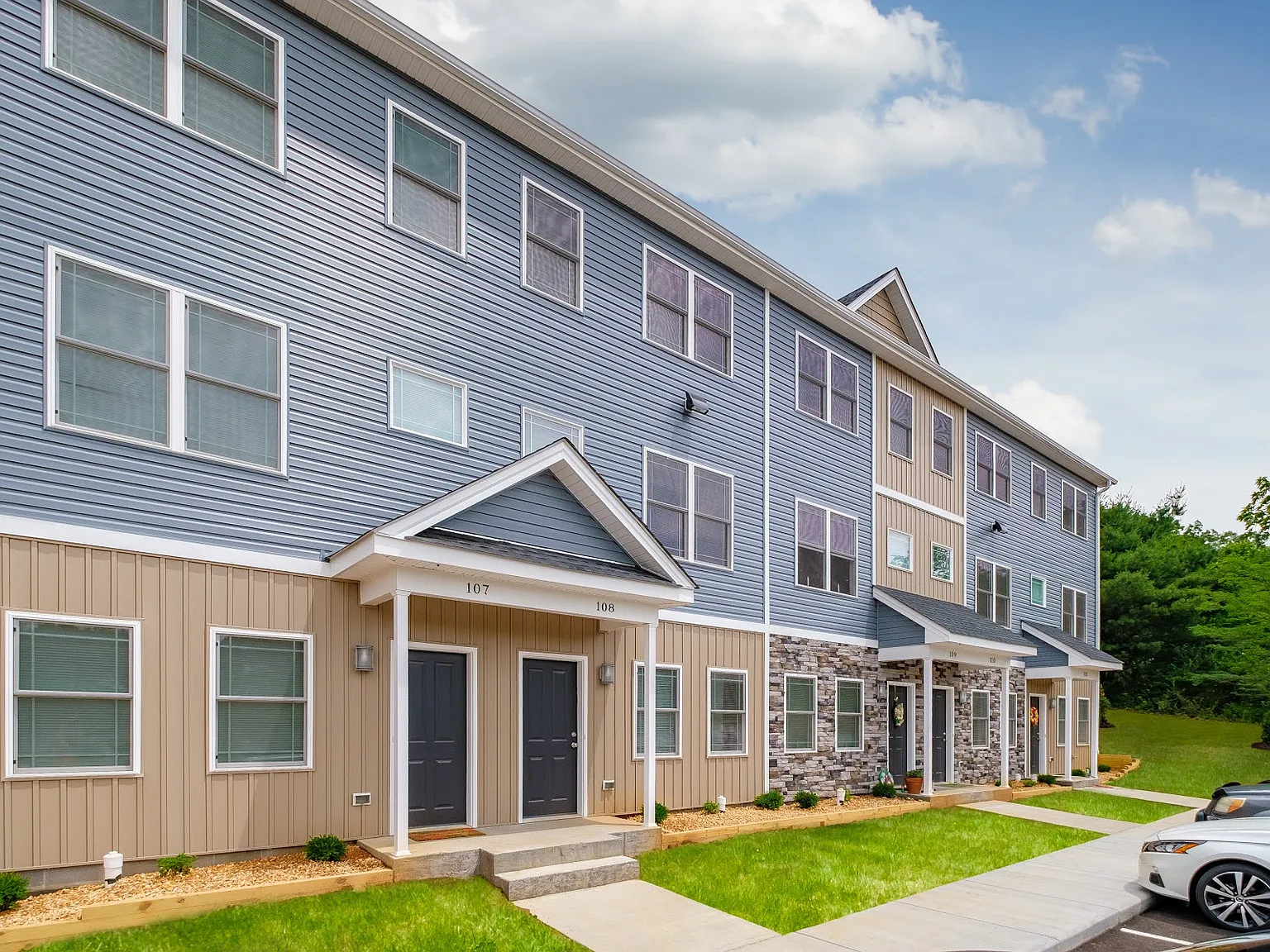 Staunton Townhomes — Photo 3