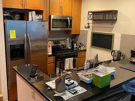 4th image of 151 Carroll St #3B