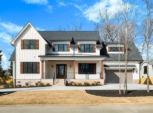 1 Mapleton Dr, Greenville, SC 29607