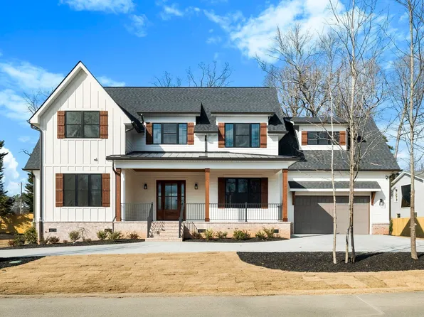 1 Mapleton Dr, Greenville, SC 29607