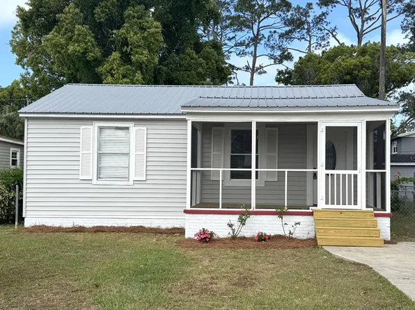 1404 Long Ave, Port Saint Joe, FL 32456