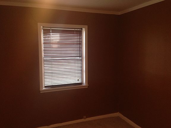 5th image of 1202 Sissom Ct