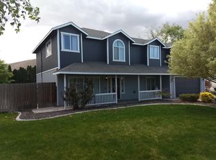 3028 Bluet Dr, West Richland, WA