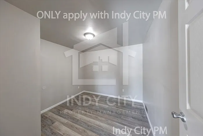 1707 Temperance Ave — Photo 18