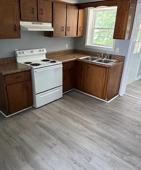 509 Beville St #1 — Photo 3