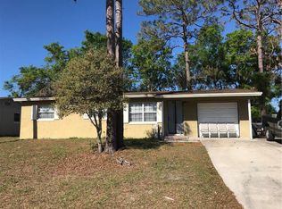 920 Oakhurst Ave, Deland, FL 32720