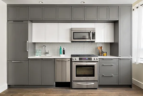 Rented by Bold New York | media 11