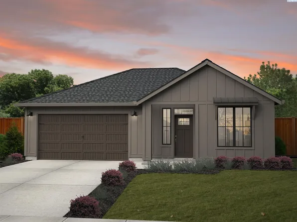 301 Sapphire Ave, Grandview, WA 98930