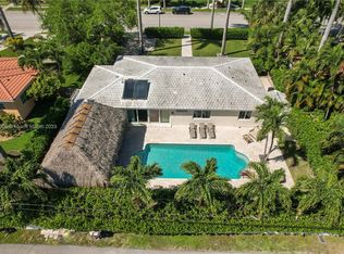 932 Harrison St, Hollywood, FL 33019