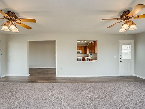 3rd image of 1705 N Ananea