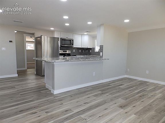 2nd image of 502 Pueblo Ave