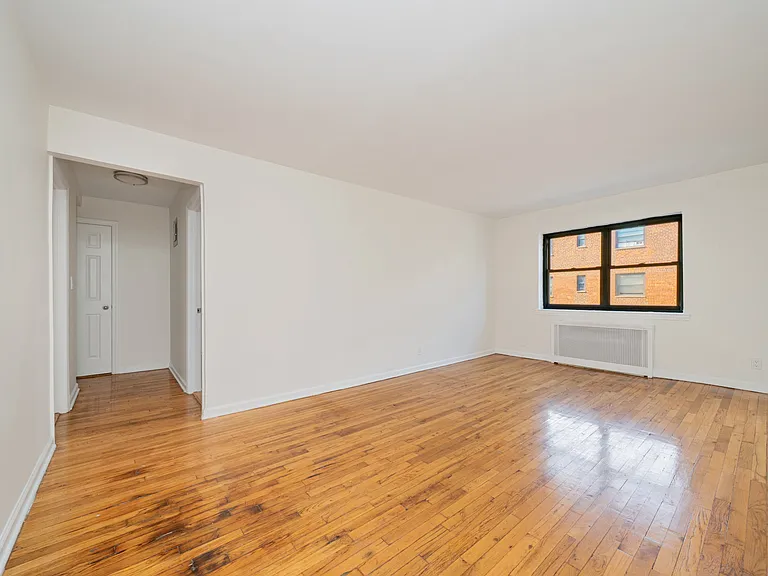 147-43 73rd Ave #3E — Photo 2