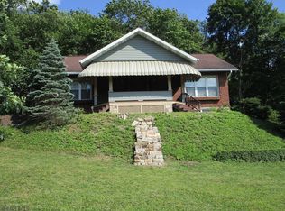 4903 6th Ave, Altoona, PA 16602