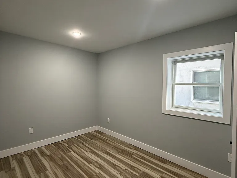 369 Forest St #1 — Photo 5