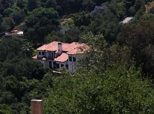 3958 Hampstead Rd, La Canada Flintridge, CA 91011