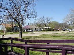 4th image of 3028 Bonnie Brae Ave