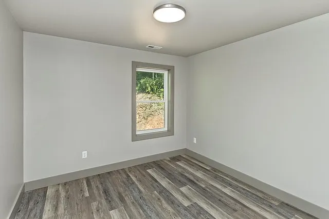 113 Caledonia Rd — Photo 19