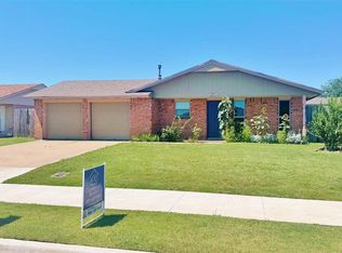 6317 SW Oak Cliff Ave, Lawton, OK 73505