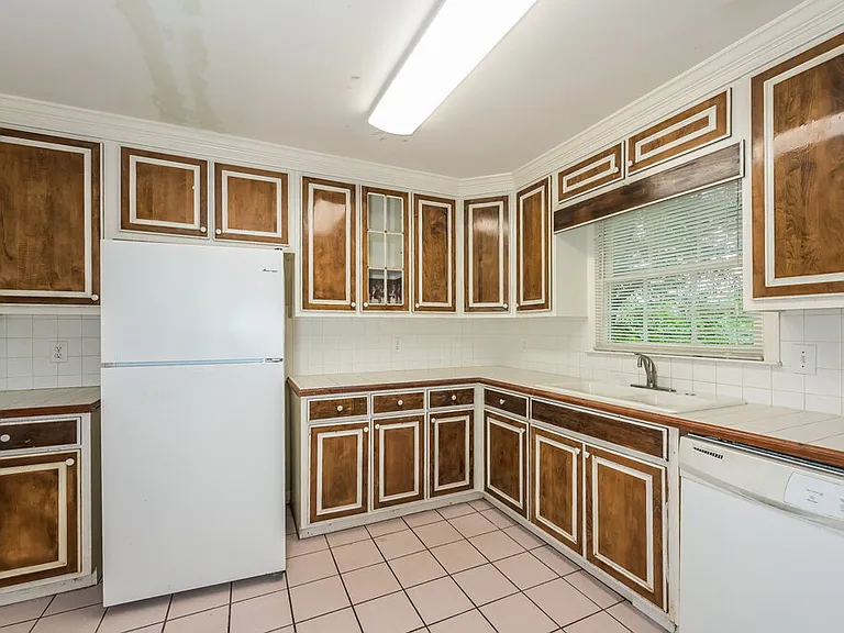 521 Sequoia Ct — Photo 7