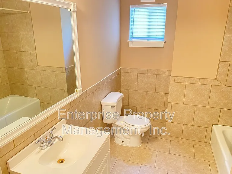 1982 Goldbrier Ln — Photo 18