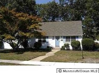 23 Cedar Ct, Lakewood, NJ 08701