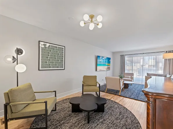 9084 Barberry Ln #Id1060676p, Des Plaines, IL 60016