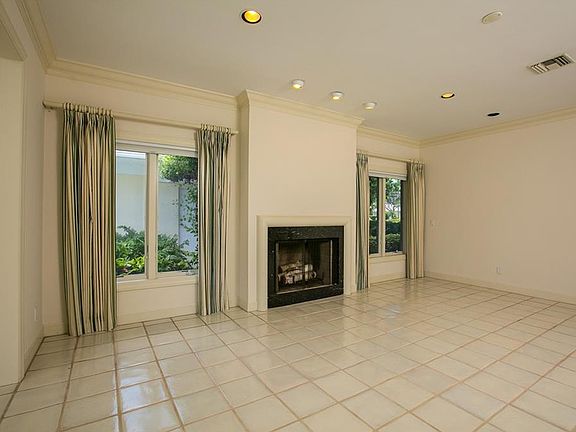 5th image of 609 Lake Dr