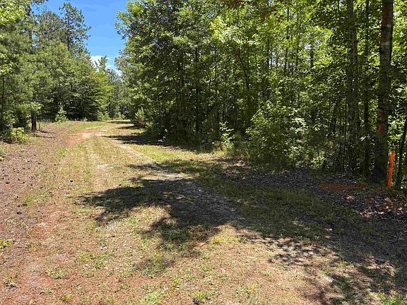 4th image of 418 Green River Rd
