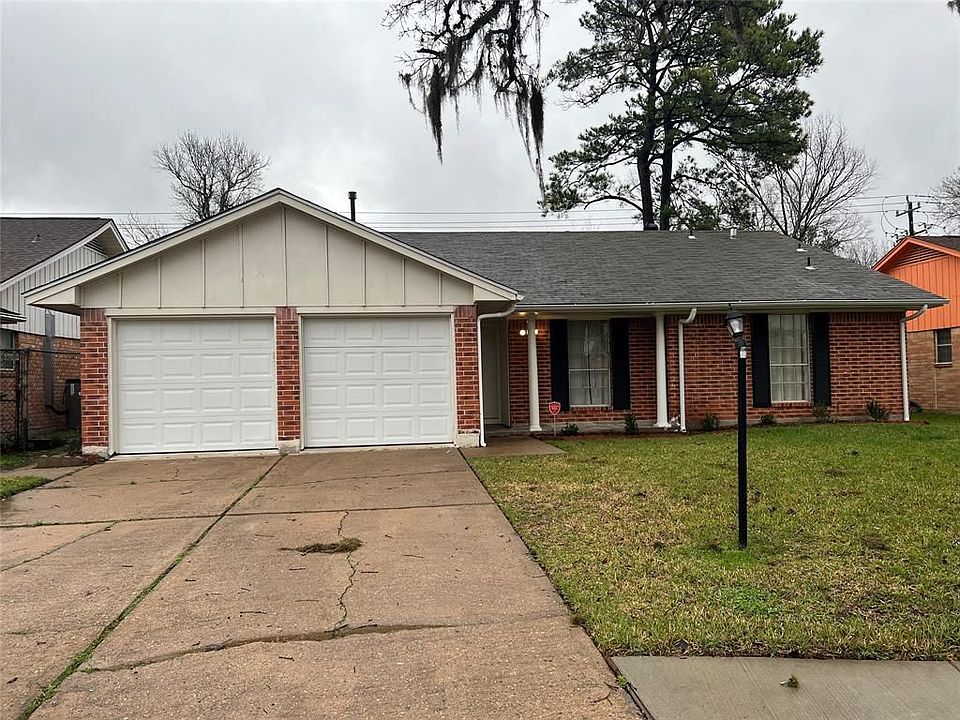 1st image of 8343 Bigwood St