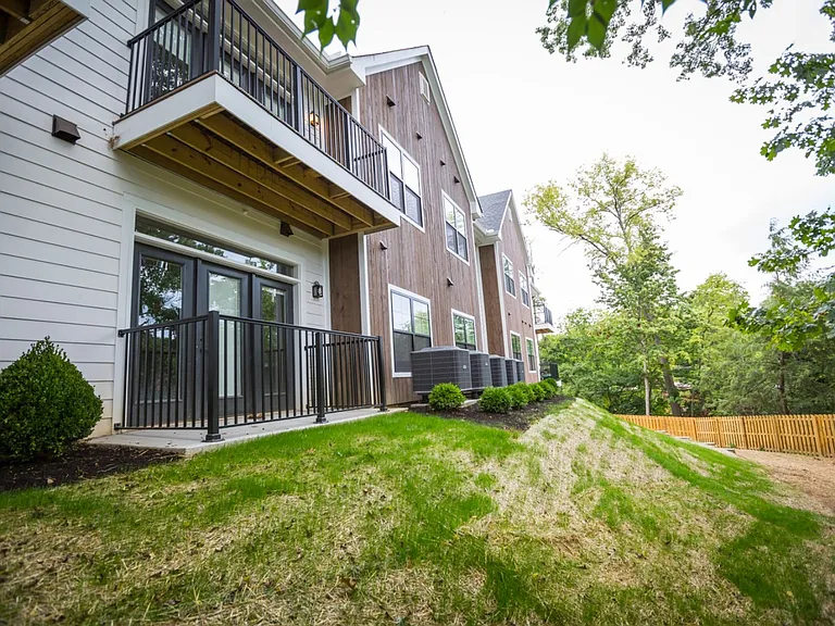 Mowbray Manor by Dial Residential — Photo 41