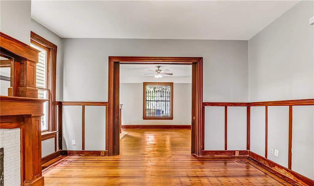 Building Photo - 305 W Duffy St #A