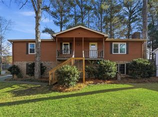 1597 Sprayberry Dr, Marietta, GA 30066