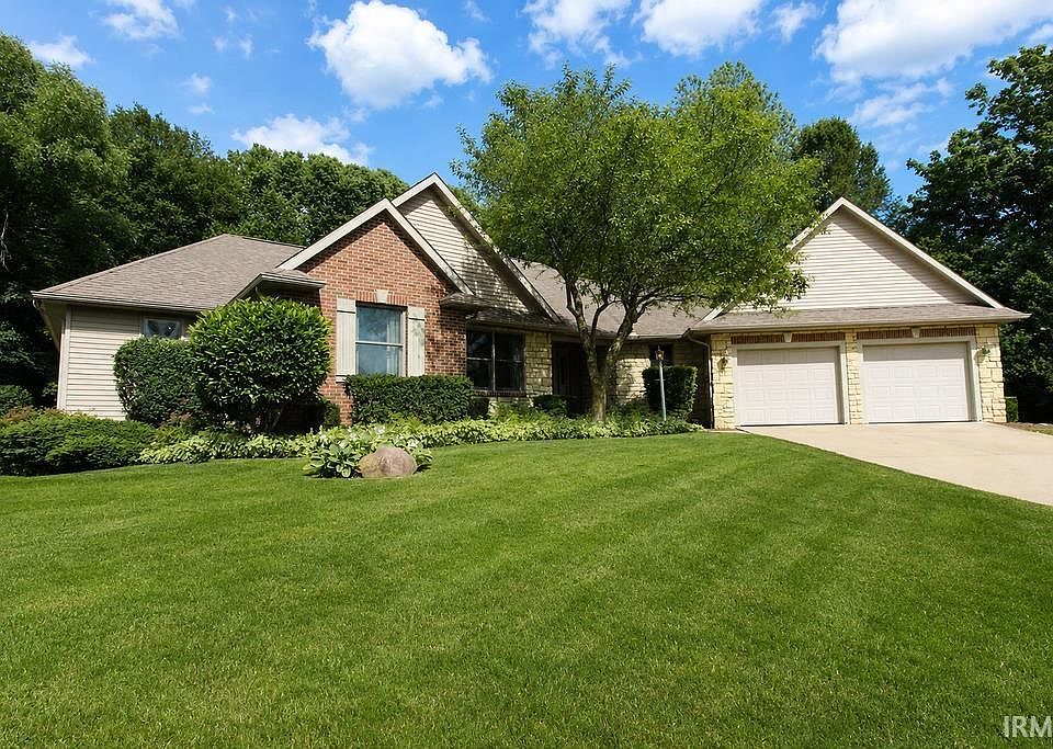 1st image of 55802 Nature View Dr