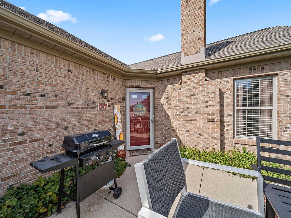 1st image of 5933 Landings Pond Pl #21