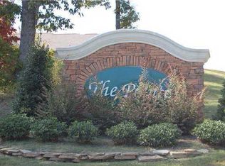 4 The Pointe Dr, Ringgold, GA 30736