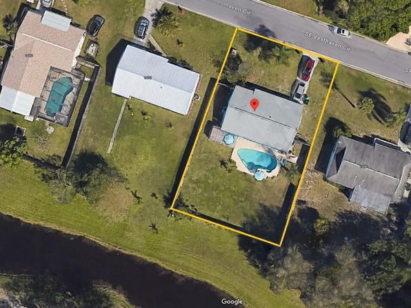 1480 SE Vesthaven Circle, Port Saint Lucie, FL 34952