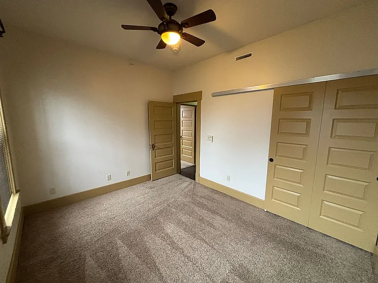 641 19th Street 1821 Woodland Ave — Photo 26