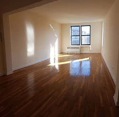 Rented by Smart NY Realty LLC | media 17