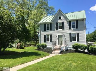 402 N Main St, Mount Airy, MD 21771