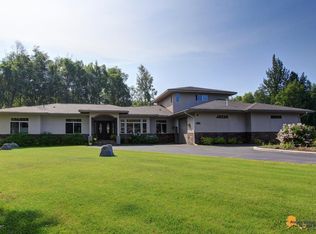 6966 Penny Rose Cir, Anchorage, AK 99502