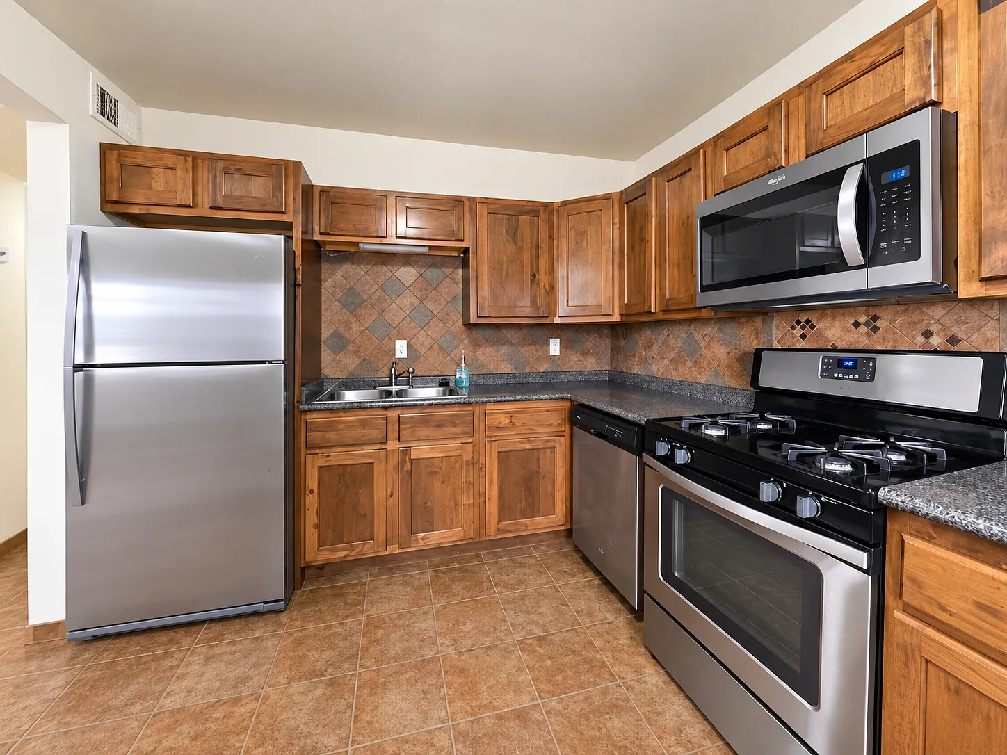 1313 Branson Avenue - 1 — Photo 4