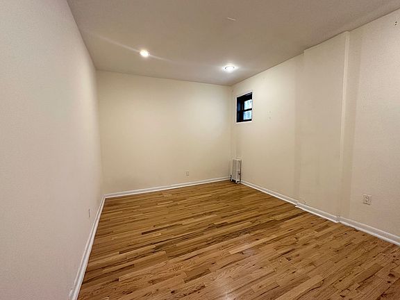 5th image of 31 Cornelia St APT 3F