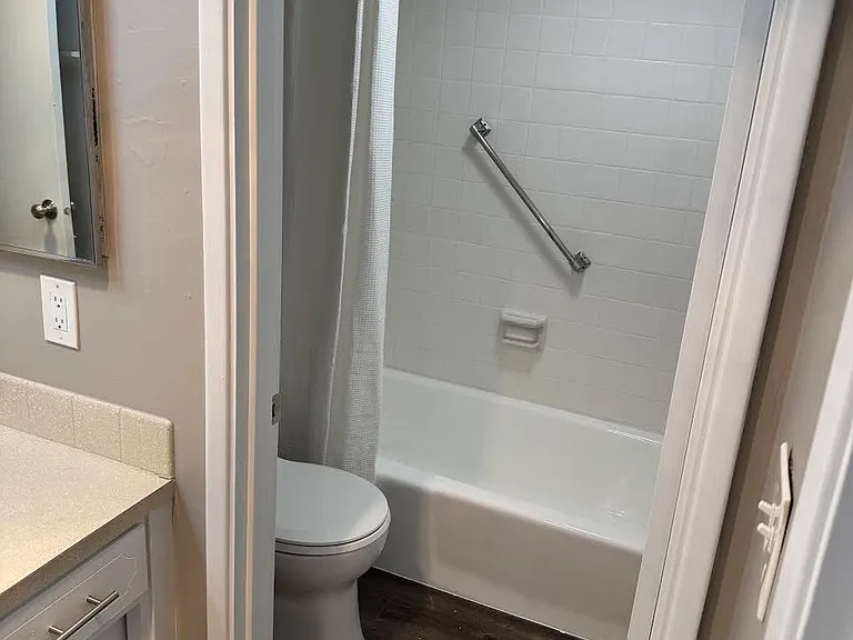 4529 44th Ave SW #202 — Photo 6