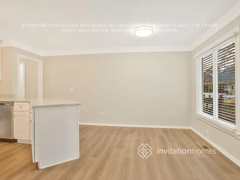 307 Clubhouse Ct NW — Photo 10