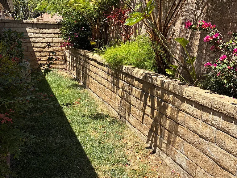 2040 Freesia Ave — Photo 19