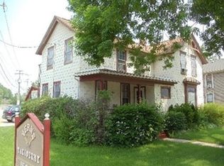 408 S Main St, Algonquin, IL 60102