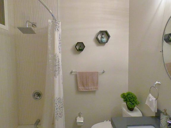 Fully Updated Bathroom