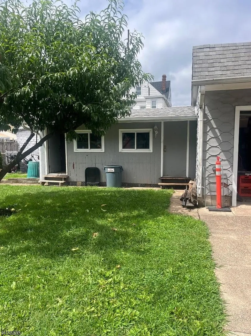 2 bed, 2.0 bath, $3,000 — Photo 2