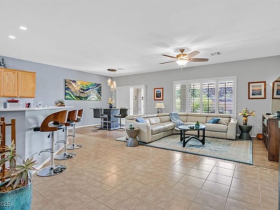4th image of 2703 White Sage Dr