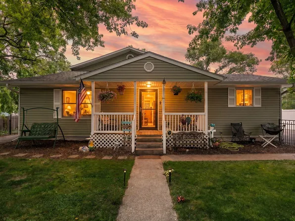 33 E Washington Ave, New Chicago, IN 46342